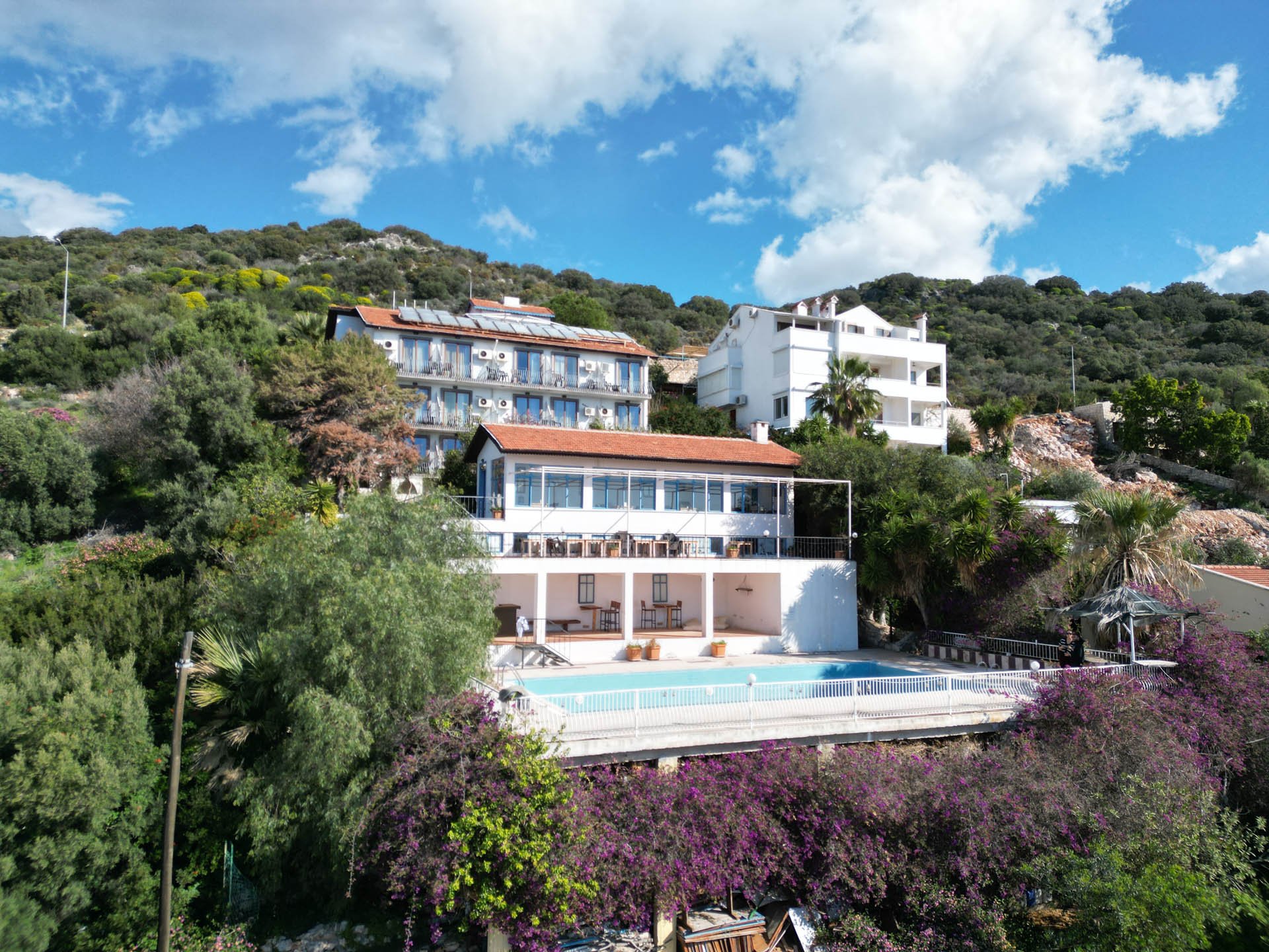 Yarımada Hotel