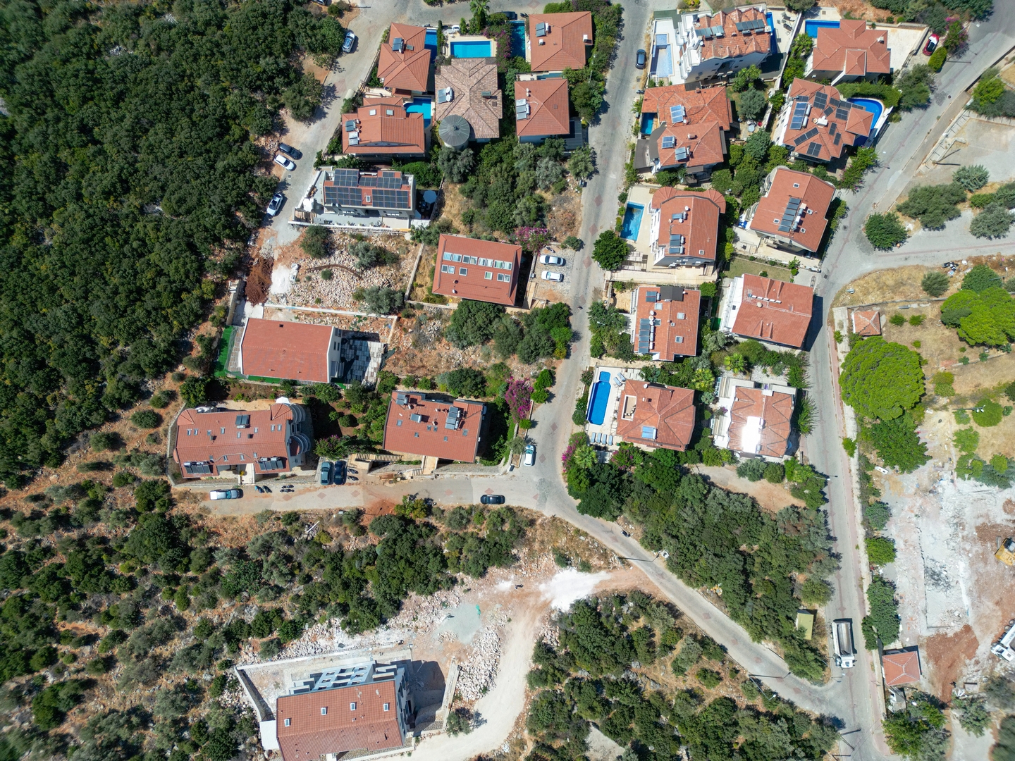 Kaş Merkeze Yakın, Parçalı Deniz Manzaralı Eşyalı 2+1 Daire